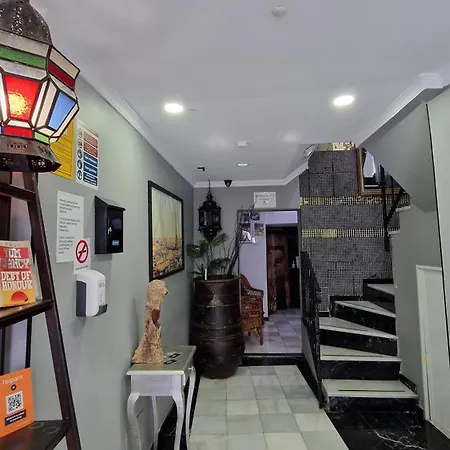 Boutique Princesa Pensión 3*